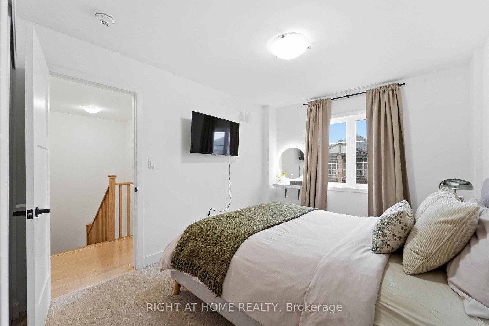 50 Hay Lane • Barrie, ON photo 19