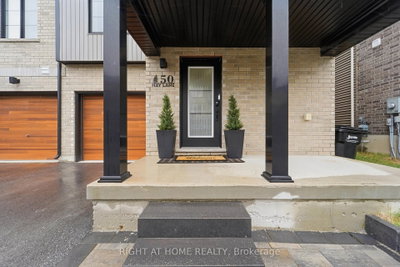 50 Hay Lane • Barrie, ON photo 4