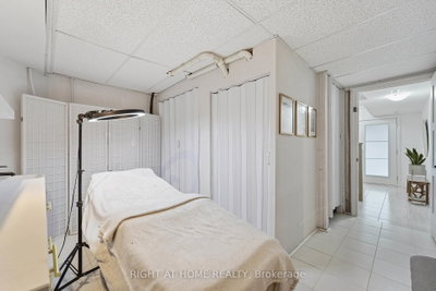 50 Hay Lane • Barrie, ON photo 8