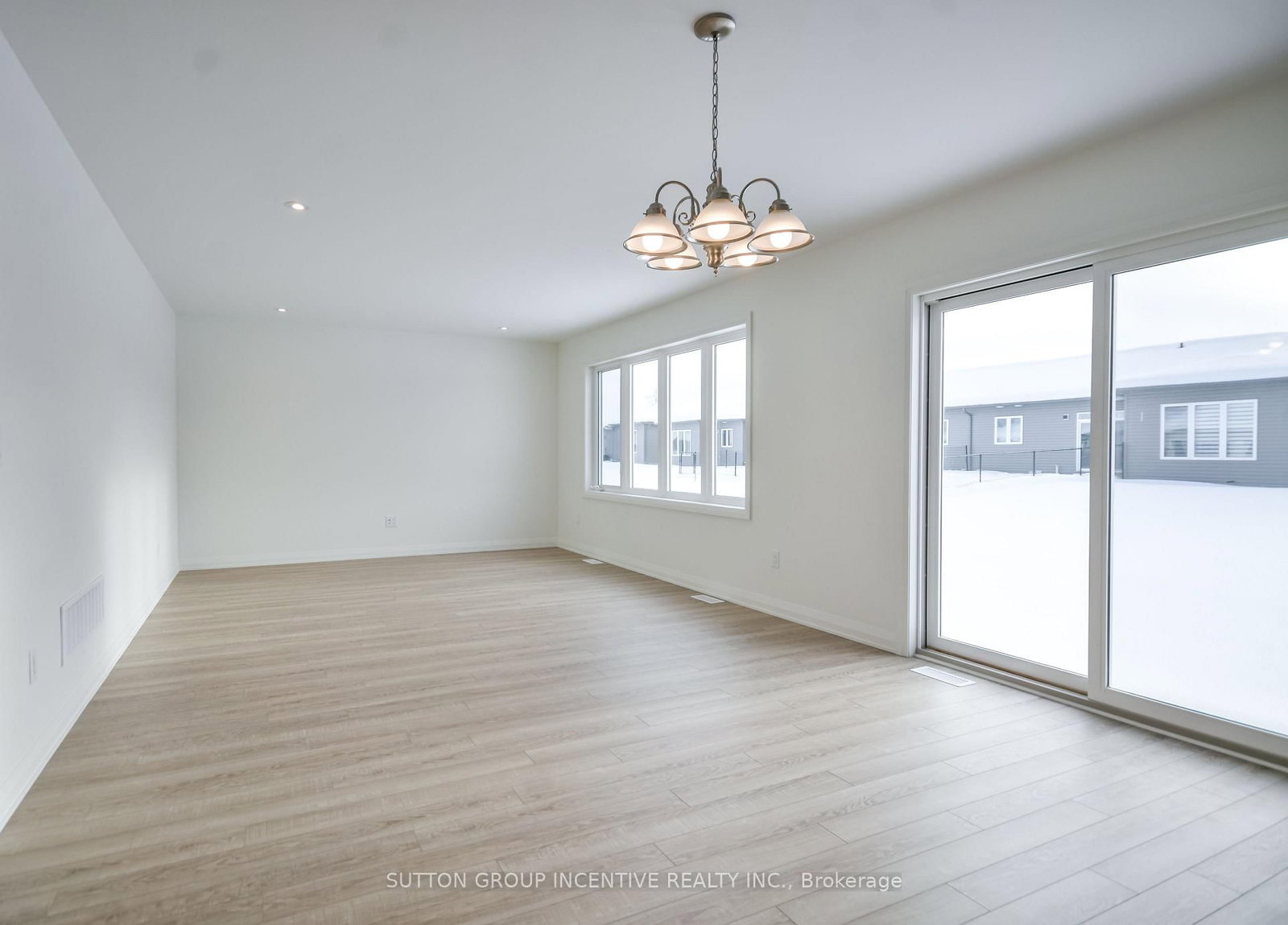 47 Harold Avenue • Severn, ON photo 34