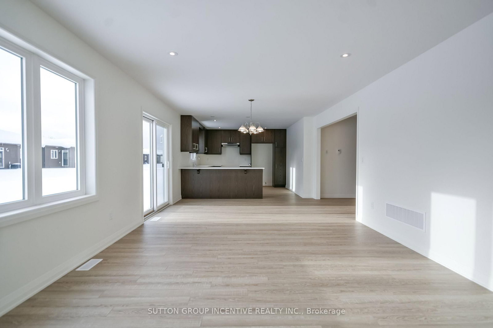 47 Harold Avenue • Severn, ON photo 38