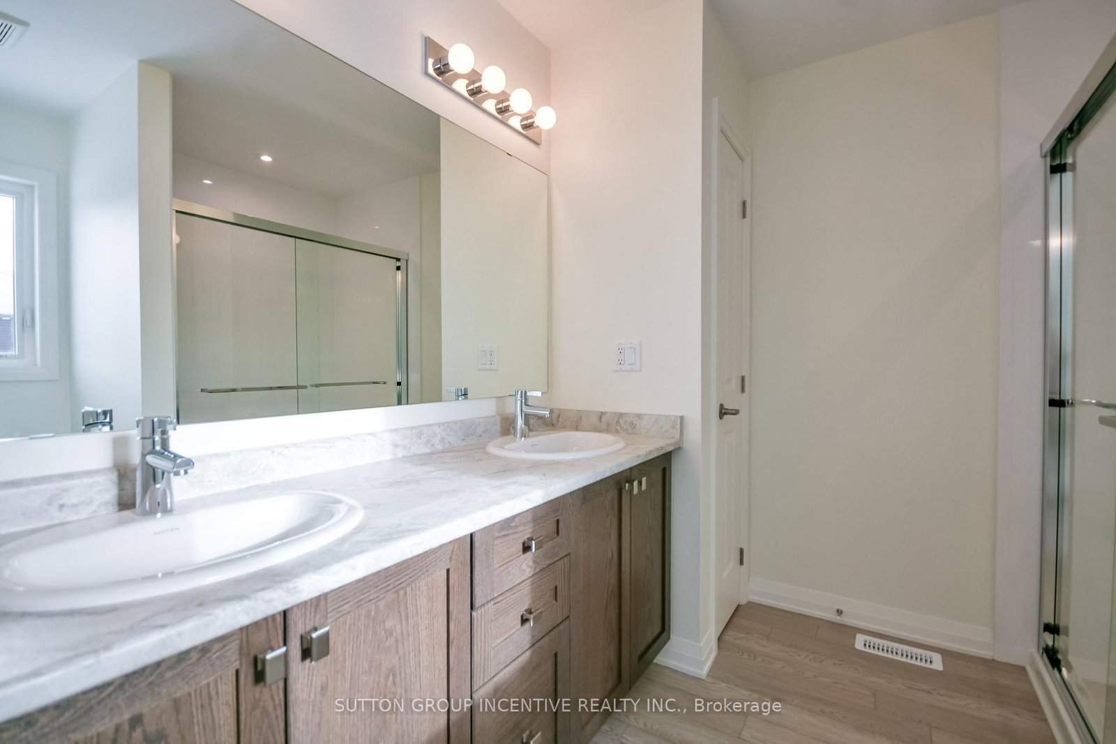 45 Harold Avenue • Severn, ON photo 43