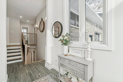 2386 South Orr Lake Road • Springwater, ON photo 4