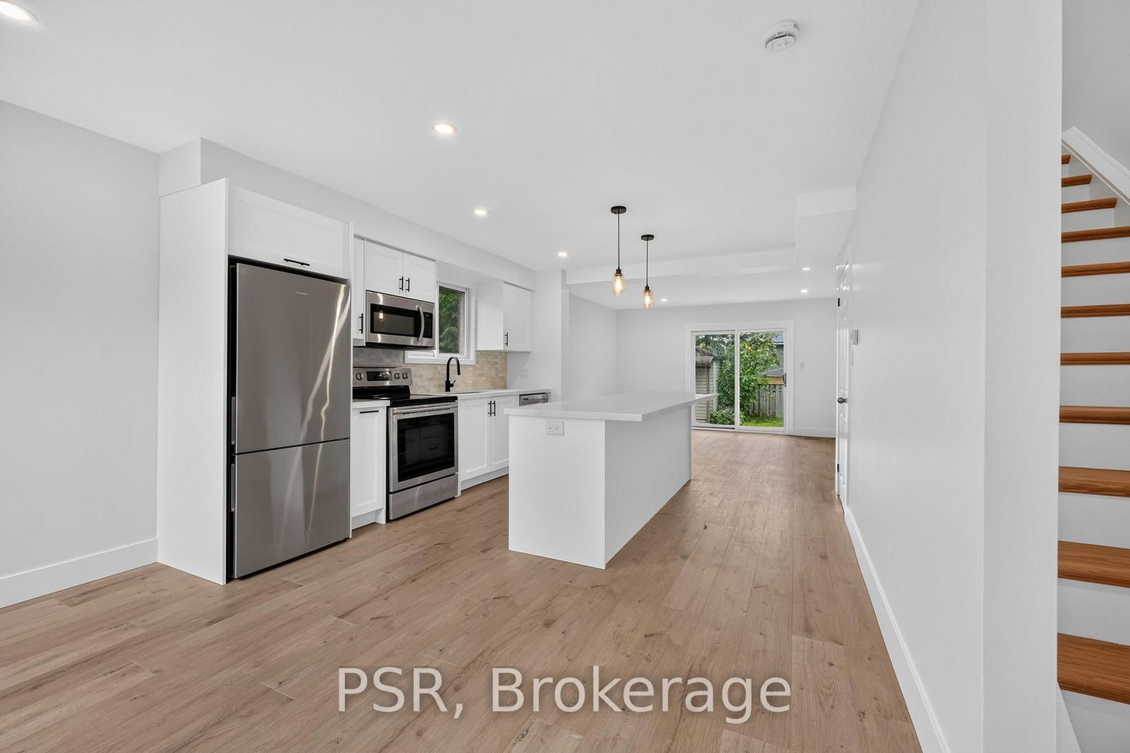 506 Tenth Street • Collingwood, ON photo 9