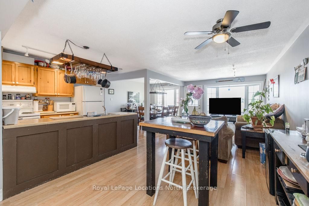 2222 Shore Lane • Wasaga Beach, ON photo 14