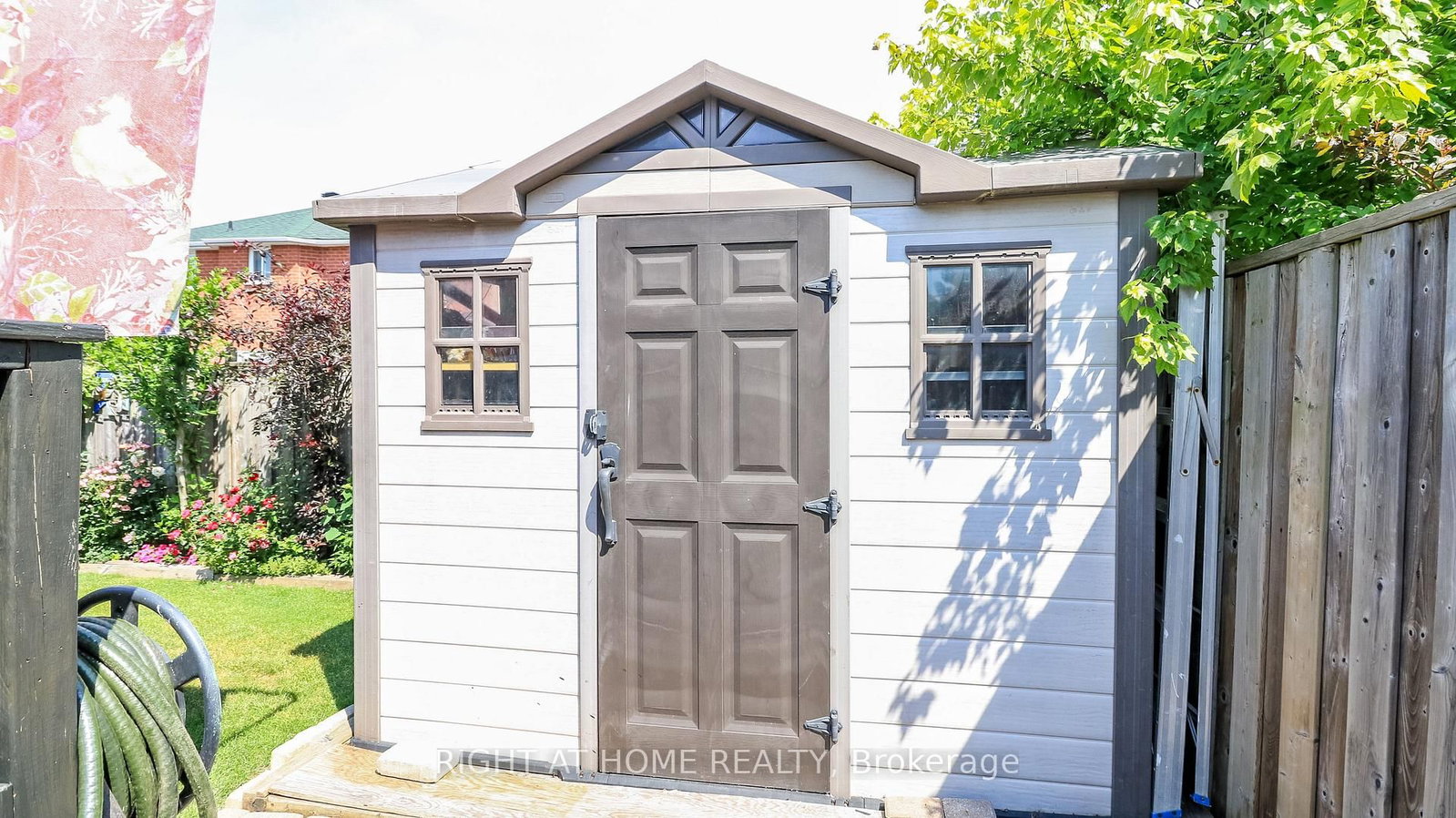 36 Benjamin Lane • Barrie, ON photo 10