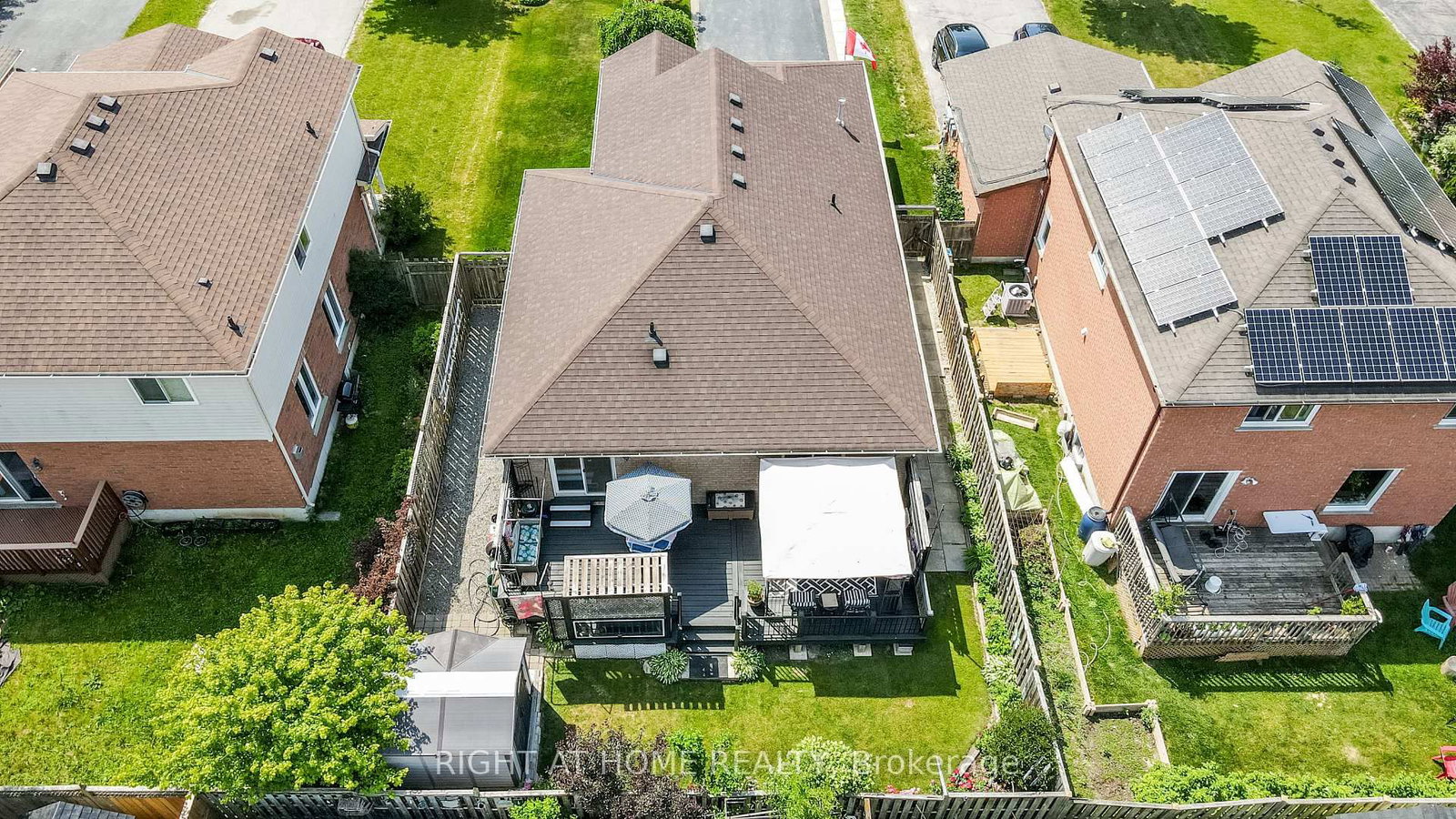 36 Benjamin Lane • Barrie, ON photo 44