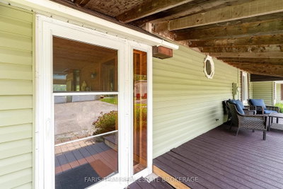 2289 Kinnear Side Road — photo 3