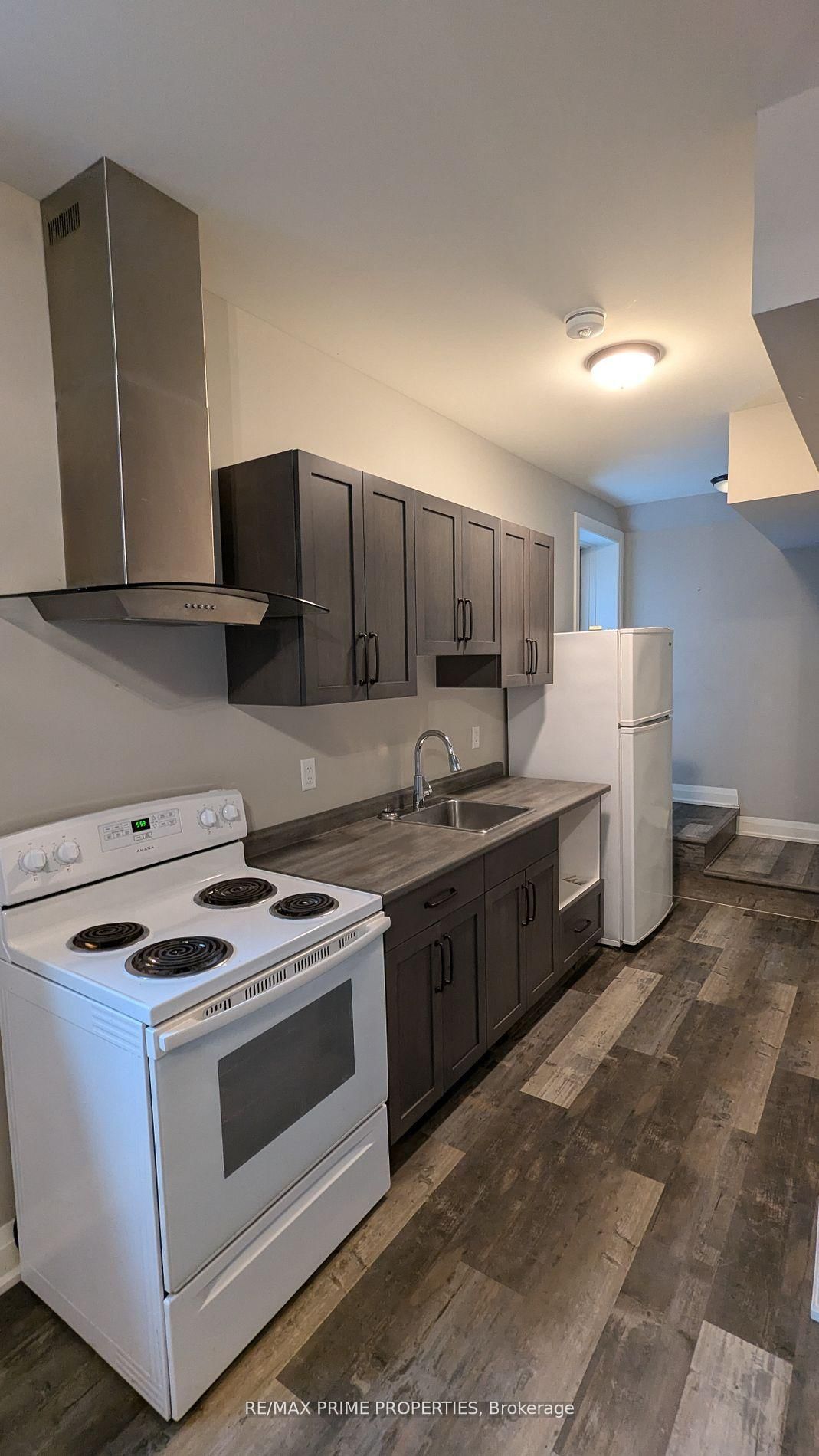 88C Clapperton Street • Barrie, ON photo 15