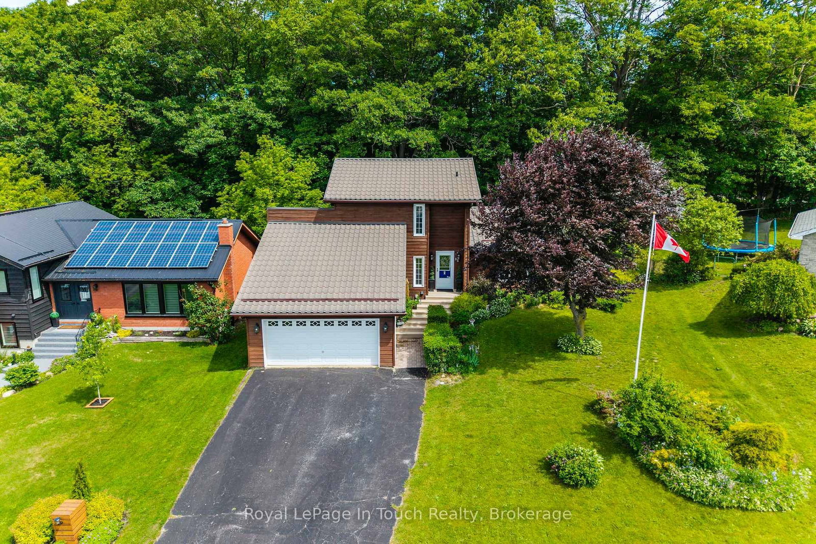 13 Hallen Drive • Penetanguishene, ON photo 3