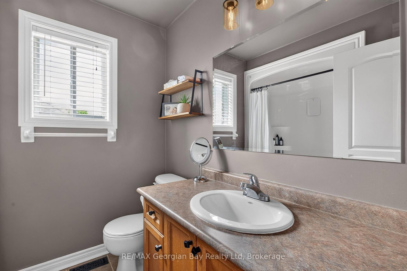 400 Keller Drive • Midland, ON photo 31