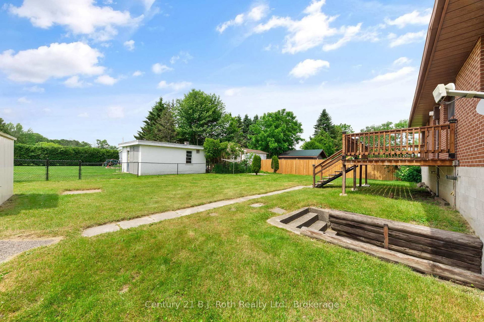 8240 93 Highway • Tiny, ON photo 25