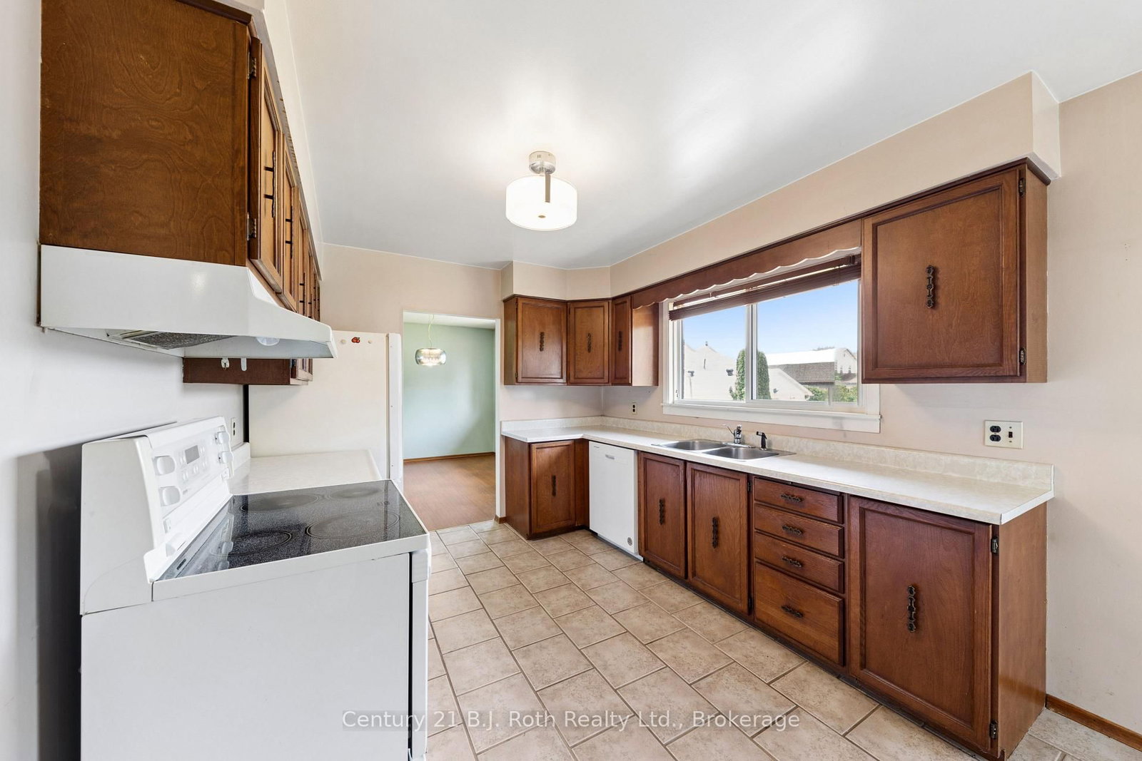 8240 93 Highway • Tiny, ON photo 8