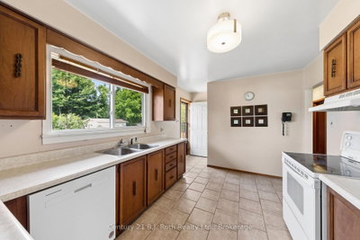 8240 93 Highway • Tiny, ON photo 9