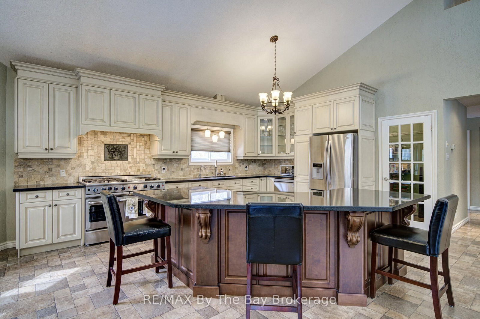 32 Bridlewood Crescent • Wasaga Beach, ON photo 16