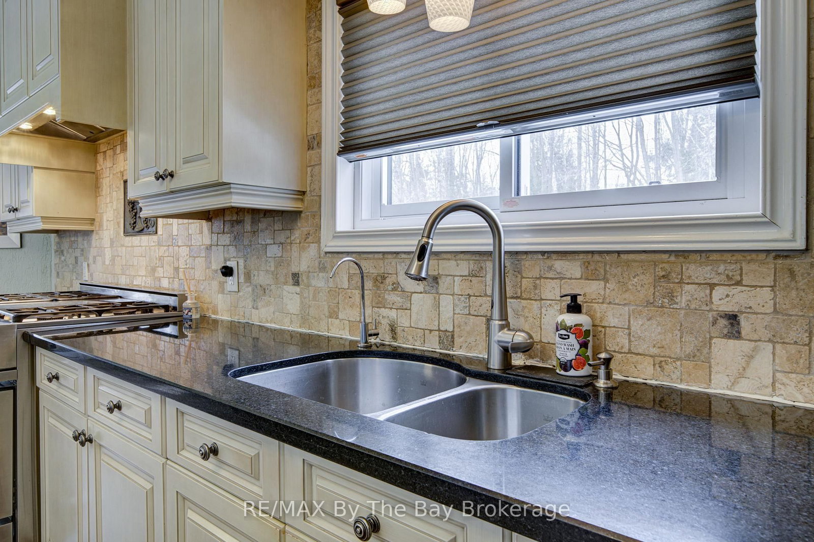 32 Bridlewood Crescent • Wasaga Beach, ON photo 21