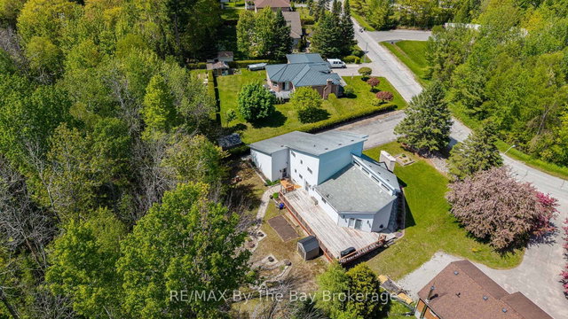 32 Bridlewood Crescent