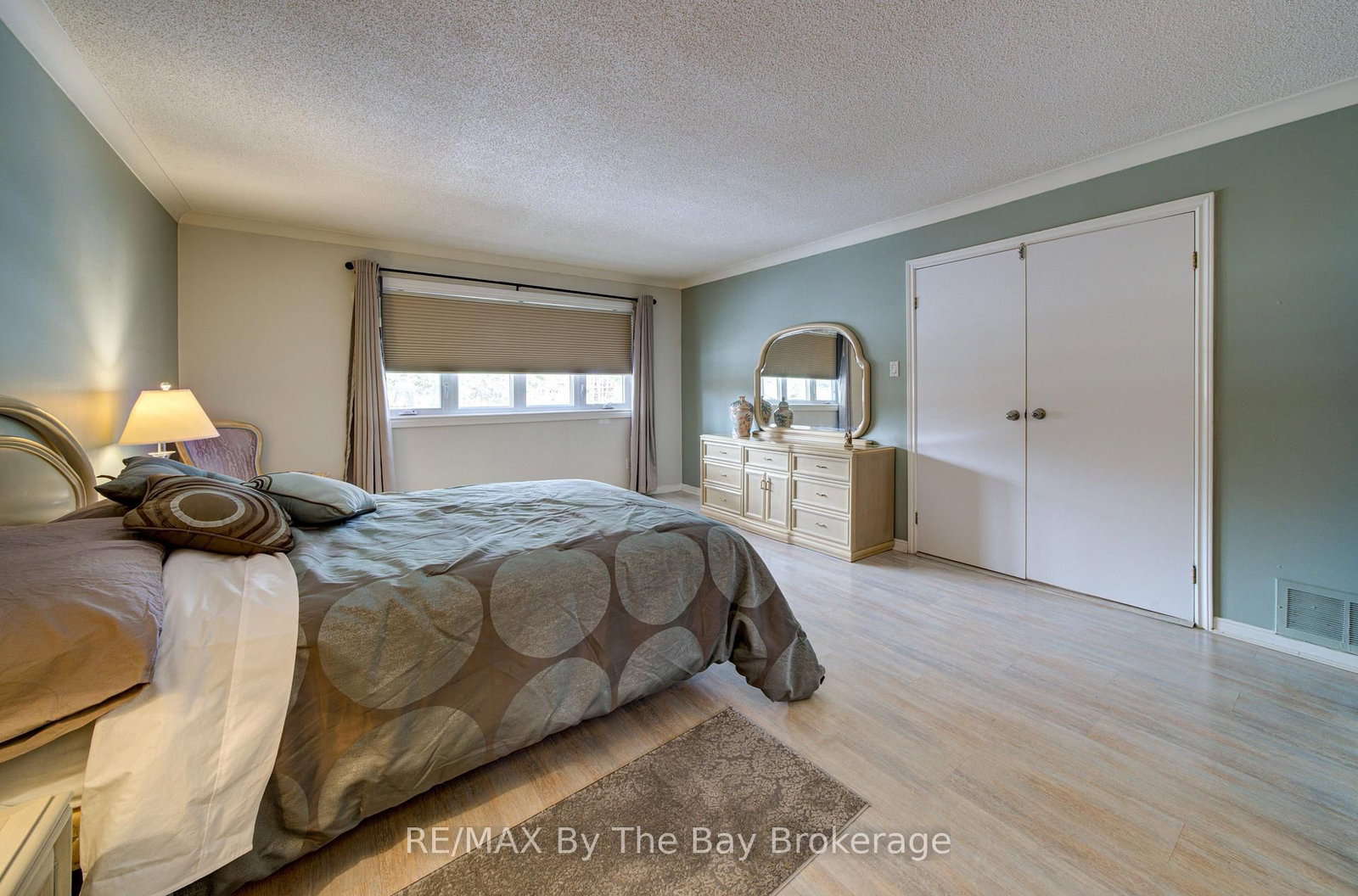 32 Bridlewood Crescent • Wasaga Beach, ON photo 32