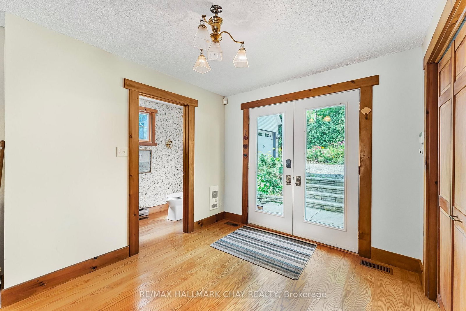 209 Bay Street • Oro-Medonte, ON photo 10