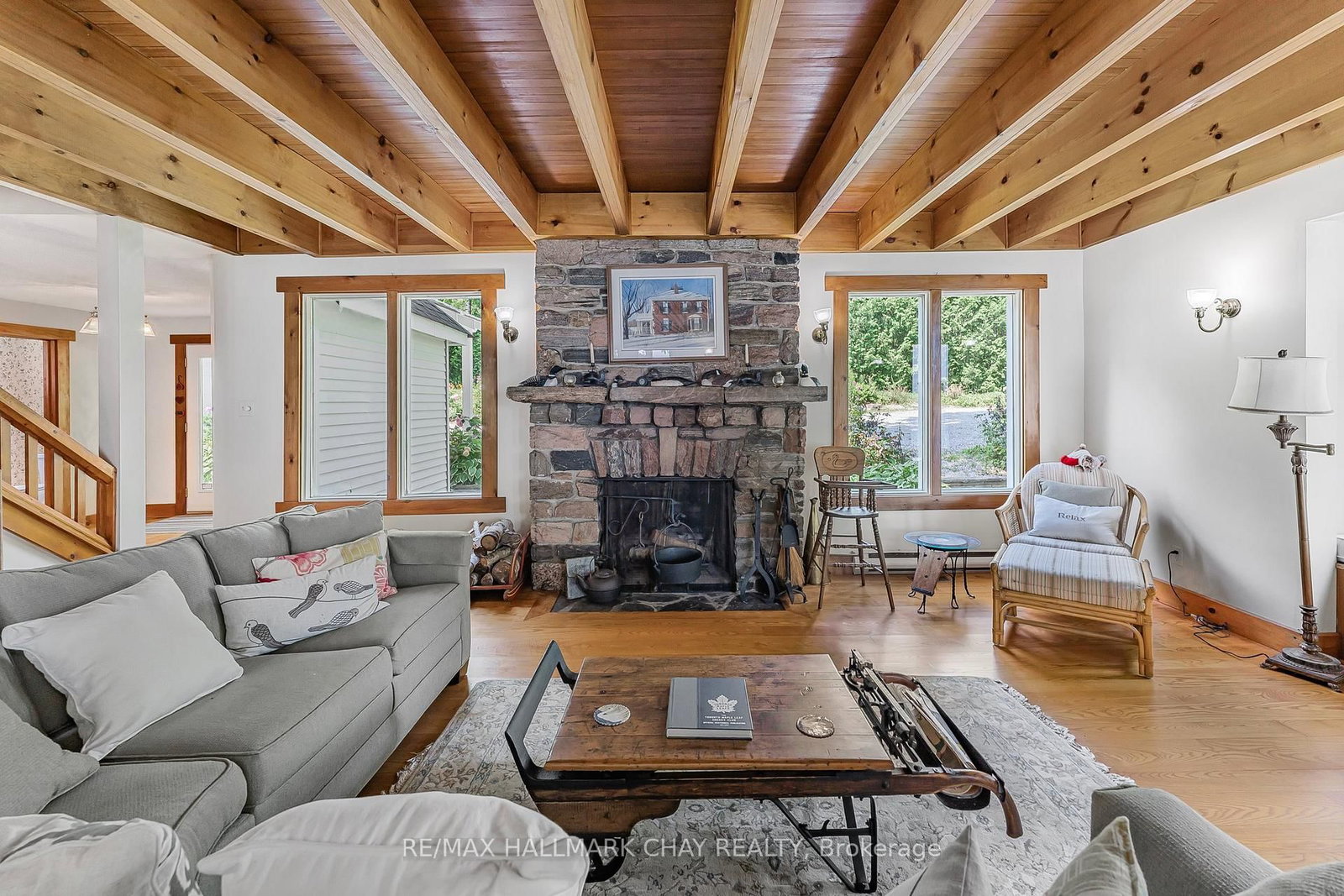209 Bay Street • Oro-Medonte, ON photo 16
