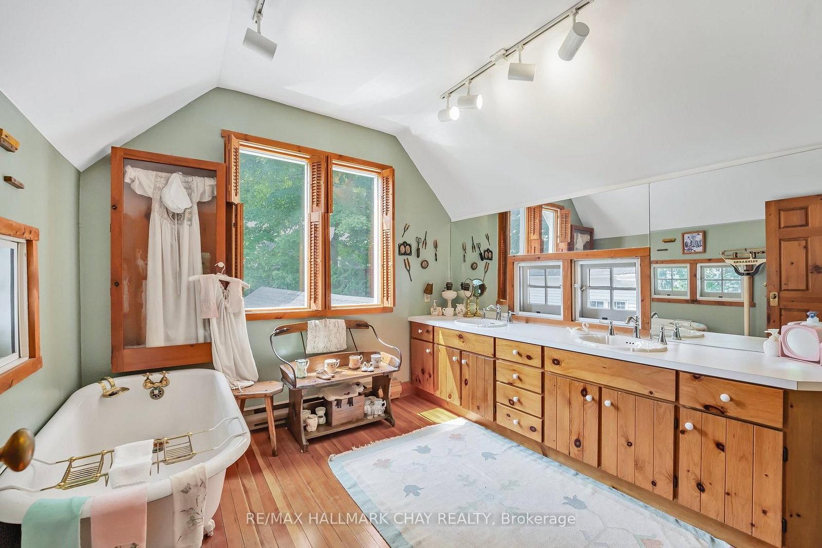 209 Bay Street • Oro-Medonte, ON photo 20
