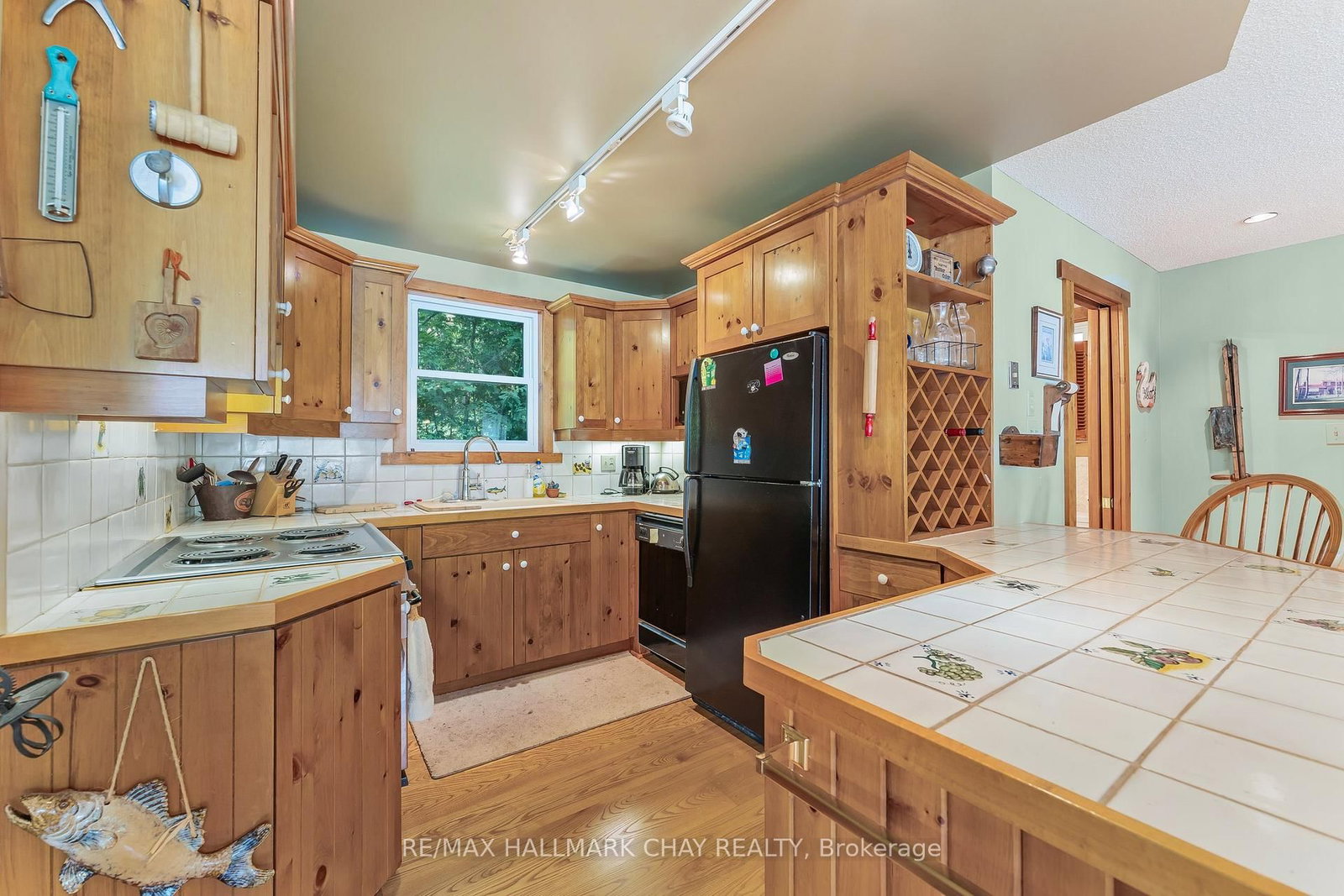 209 Bay Street • Oro-Medonte, ON photo 35