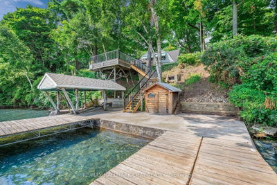 209 Bay Street • Oro-Medonte, ON photo 6
