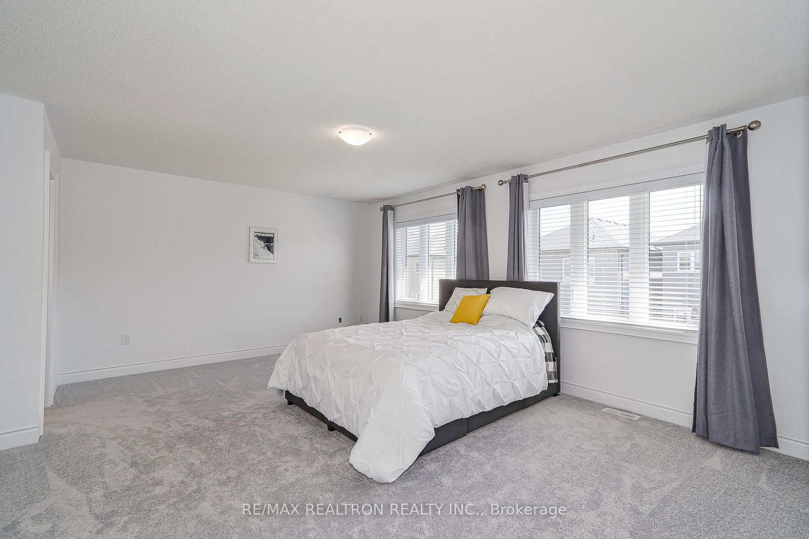 19 Middleton Drive • Wasaga Beach, ON photo 16