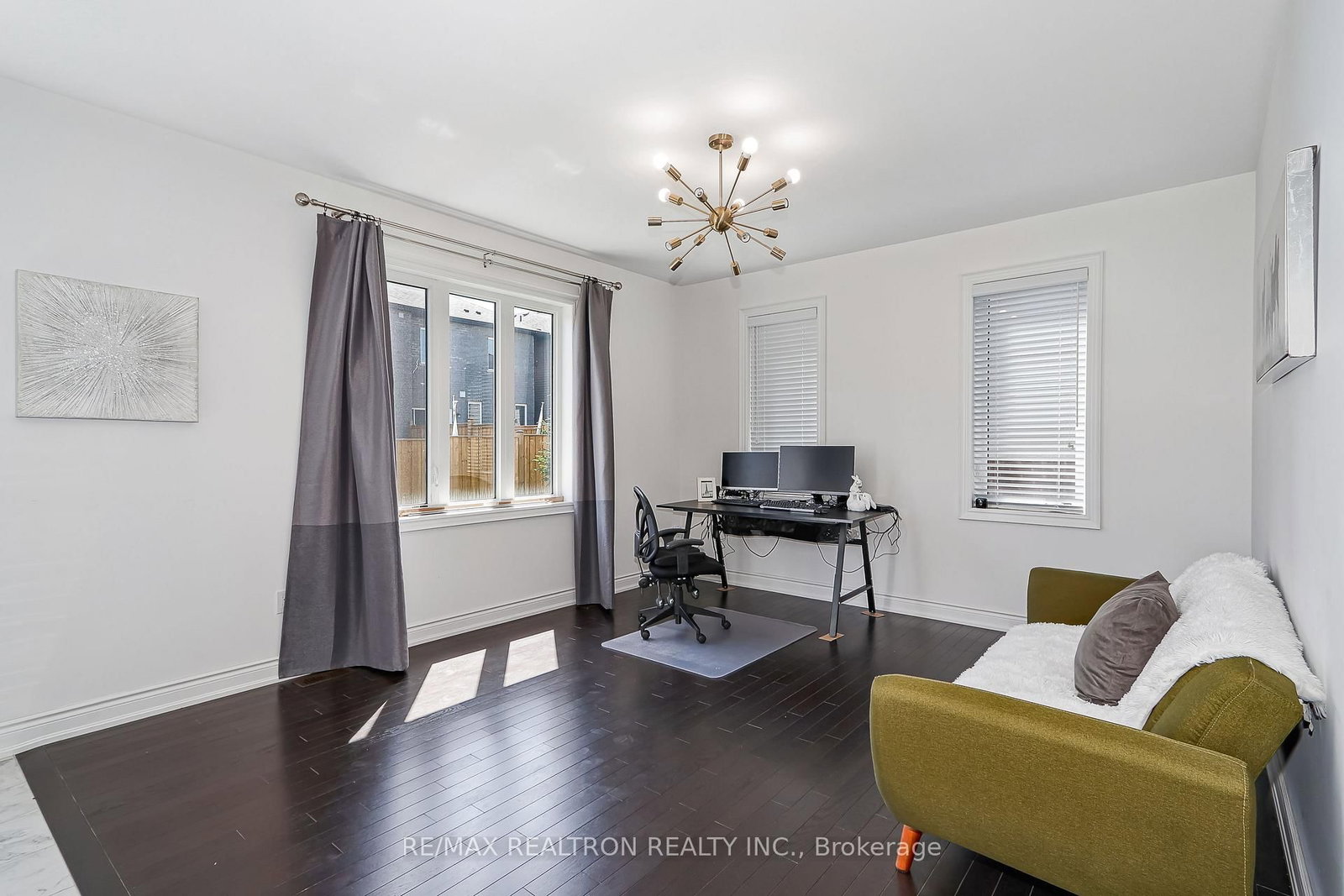19 Middleton Drive • Wasaga Beach, ON photo 5