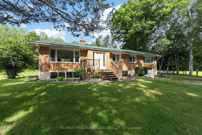 1288 S 15/16 Sunnidale Side Road • Clearview, ON photo 2