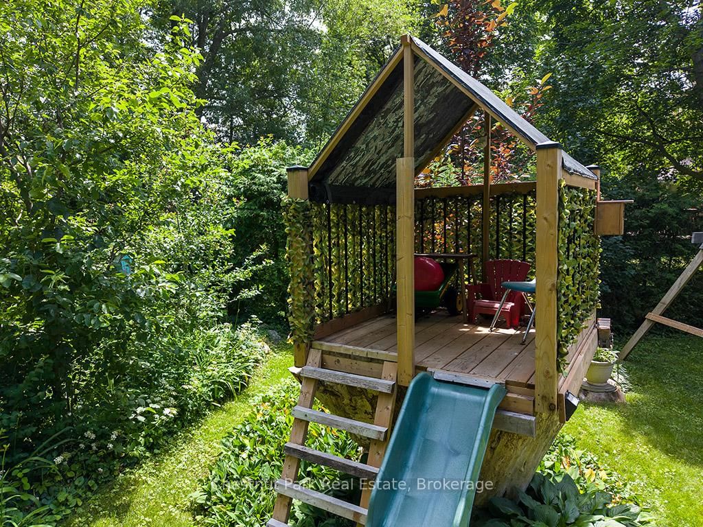 333 Oak Street • Collingwood, ON photo 32
