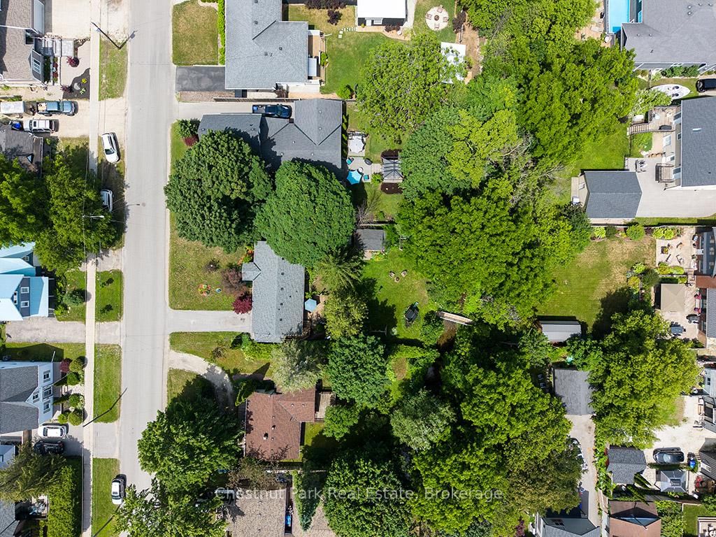 333 Oak Street • Collingwood, ON photo 33