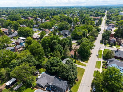 333 Oak Street • Collingwood, ON photo 6
