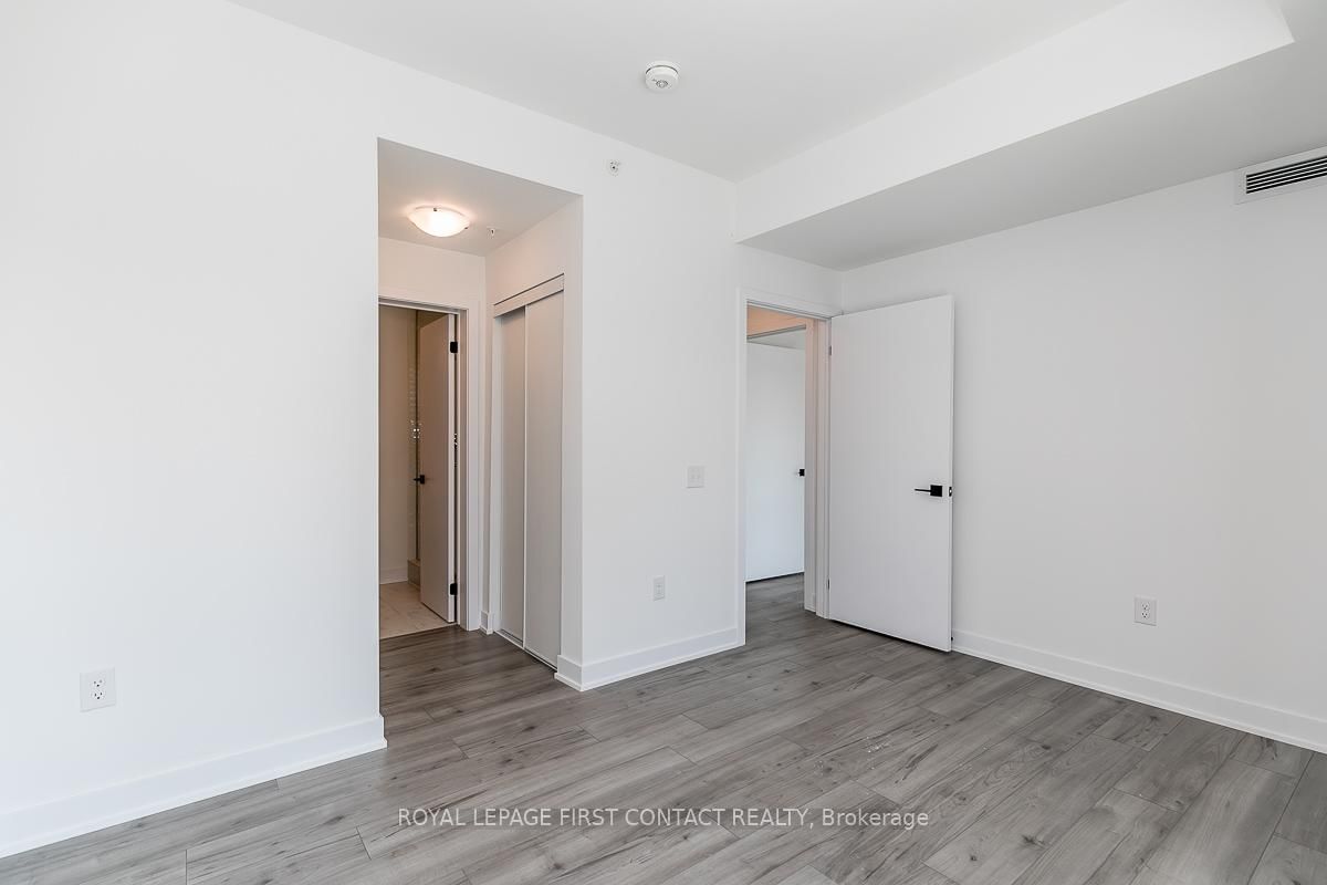 8 Culinary Lane • #101 • Barrie, ON photo 14