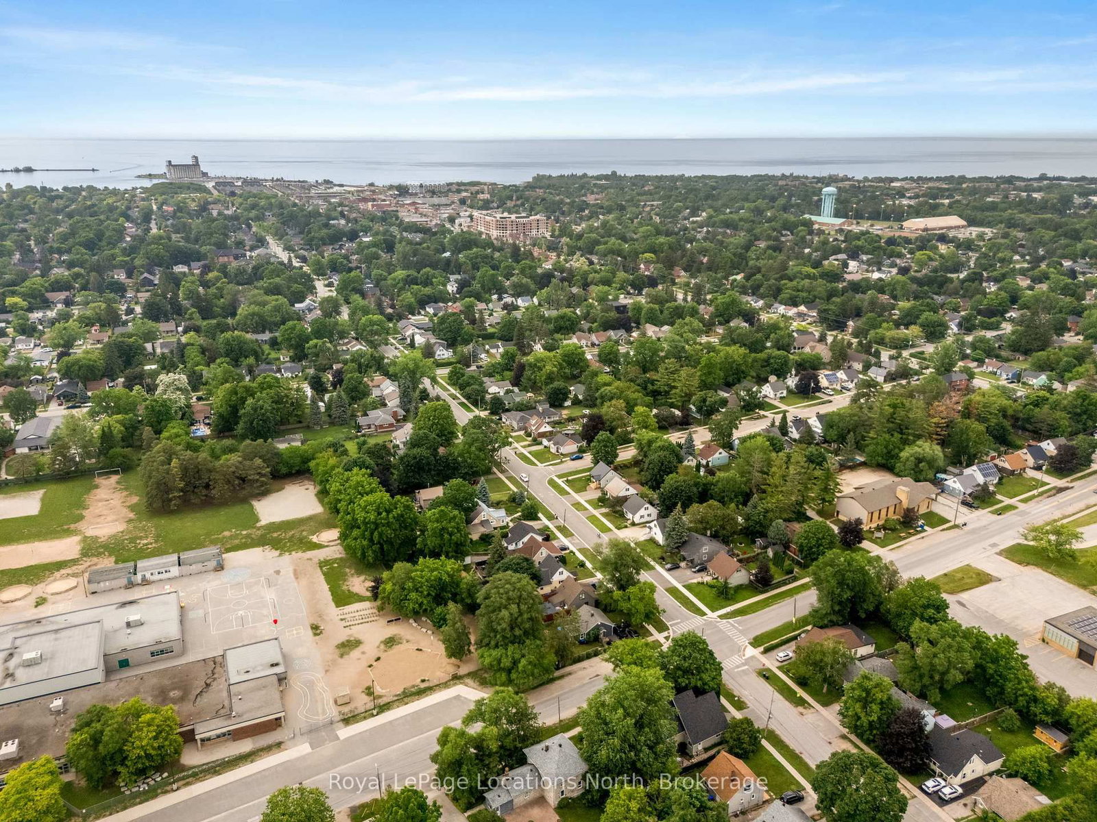 520 Maple Street • Collingwood, ON photo 39