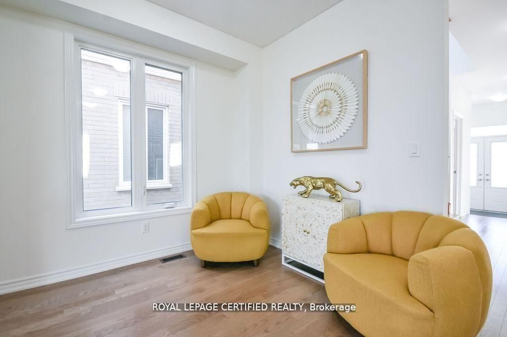58 Shepherd Drive • Barrie, ON photo 9