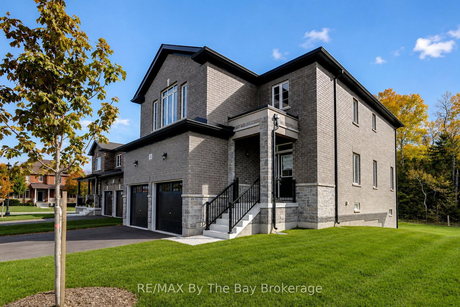 3 Misty Ridge Road • Wasaga Beach, ON photo 2