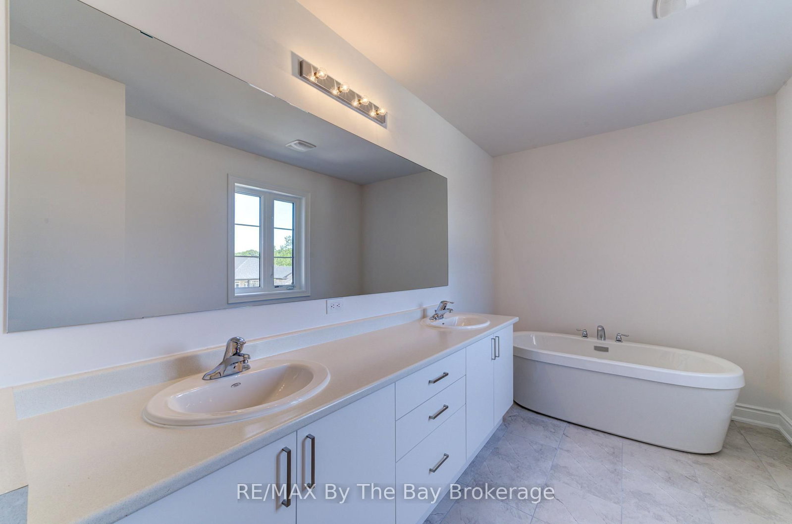 3 Misty Ridge Road • Wasaga Beach, ON photo 22