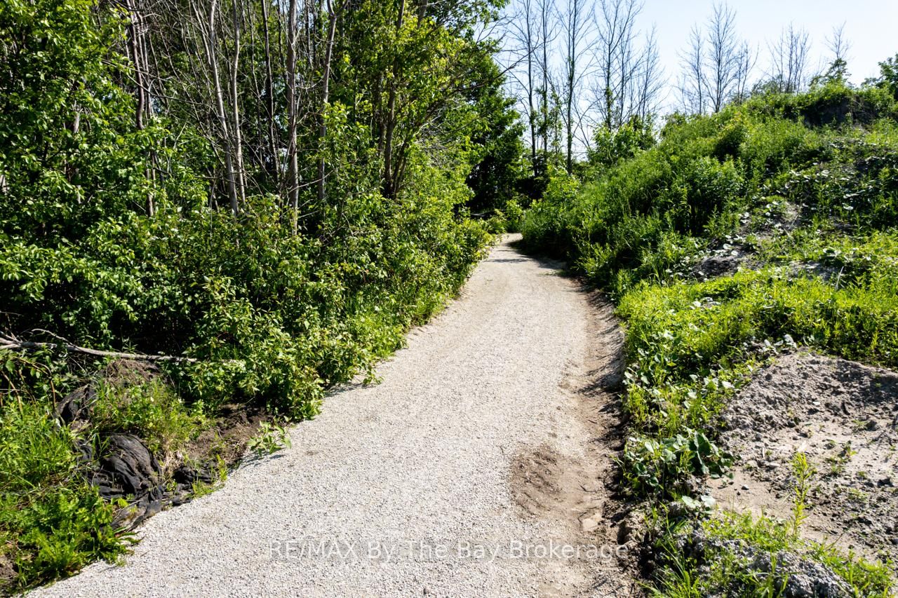 3 Misty Ridge Road • Wasaga Beach, ON photo 32