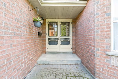230 Mary Anne Drive — photo 4