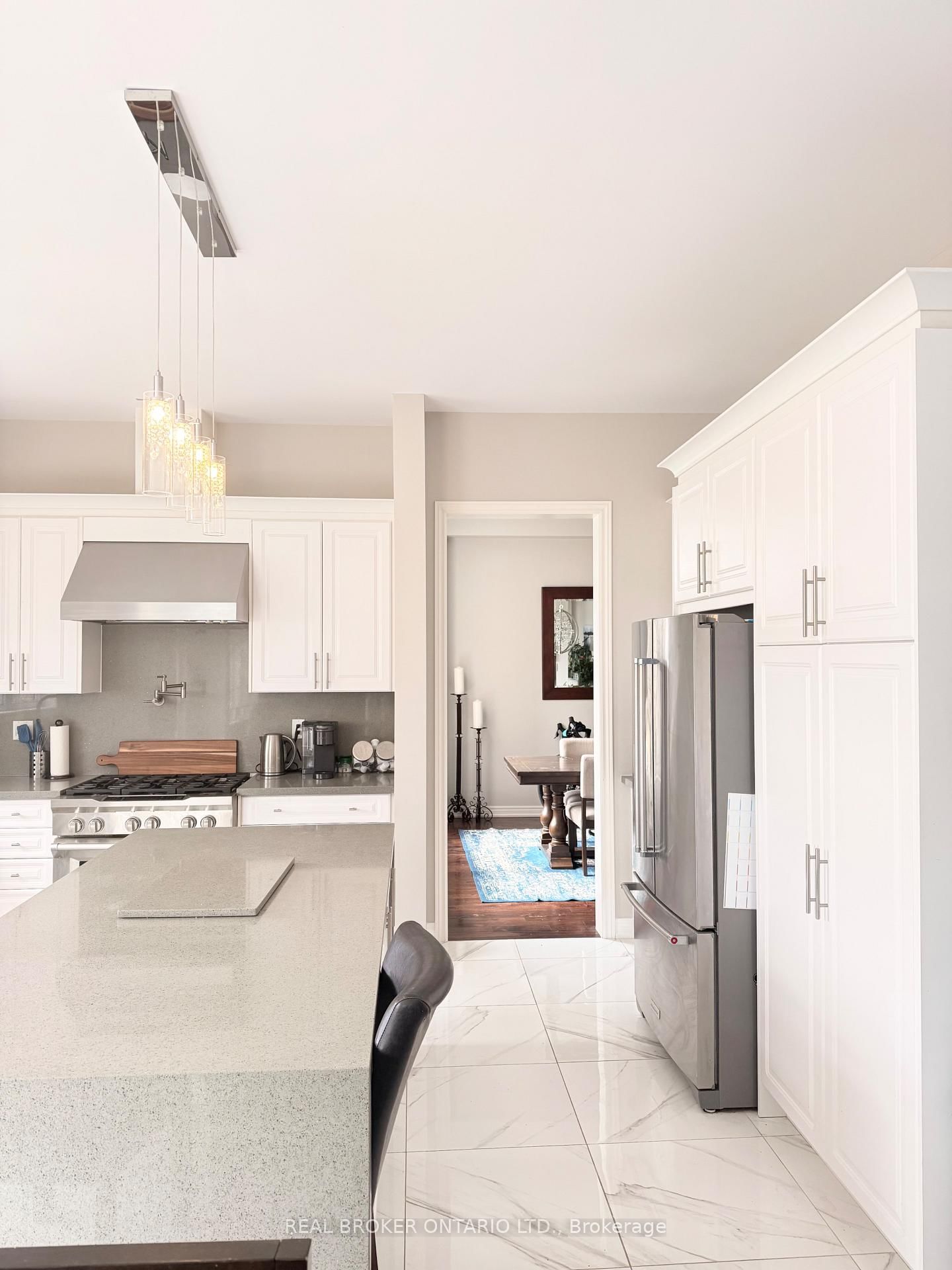 100 Trail Boulevard • Springwater, ON photo 16