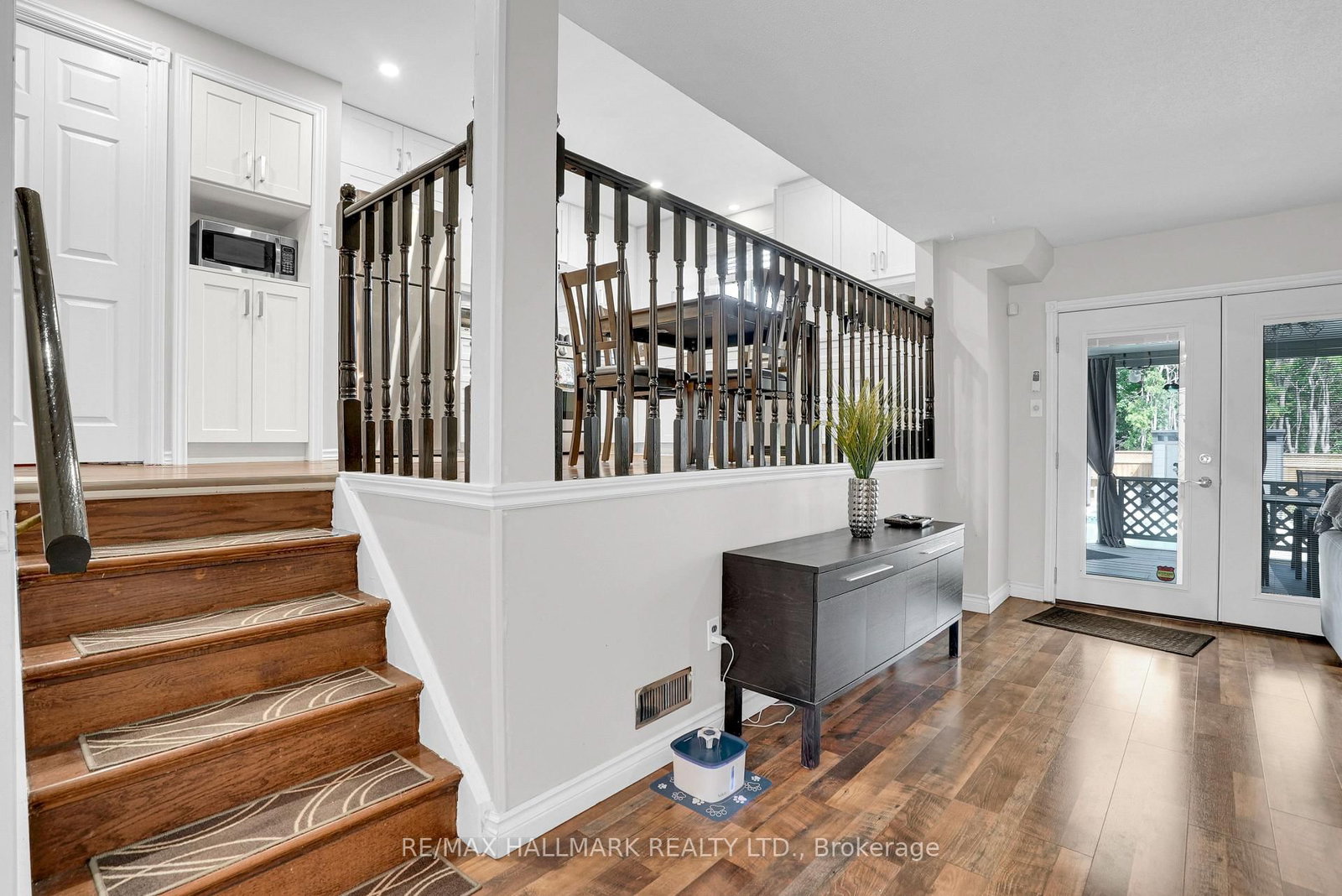 36 Ridgeway Avenue • Barrie, ON photo 13