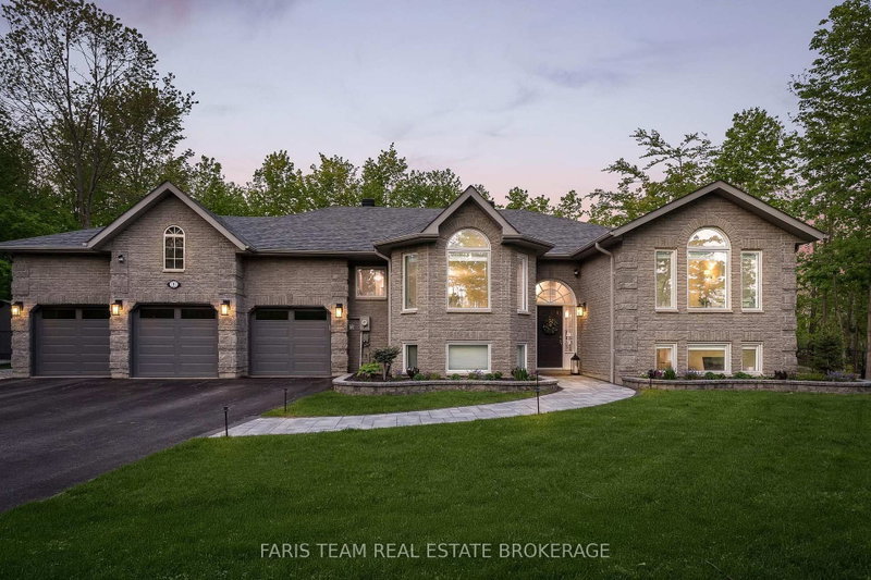1 Pineview Drive