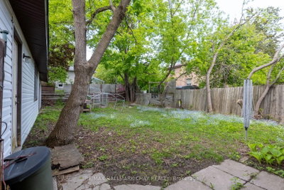 4 East Street • Barrie, ON photo 4