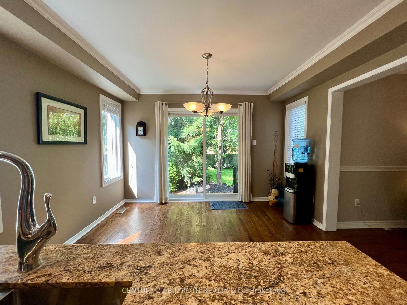 47 Looker Drive • Barrie, ON photo 11