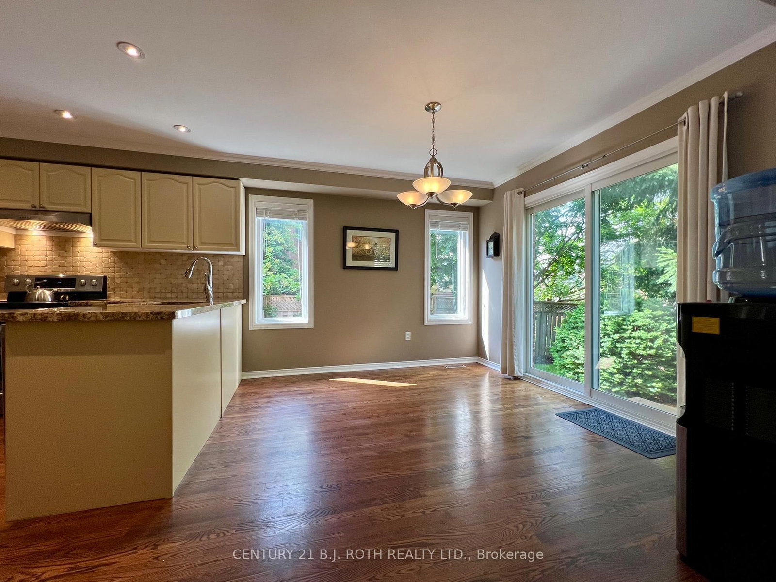 47 Looker Drive • Barrie, ON photo 14