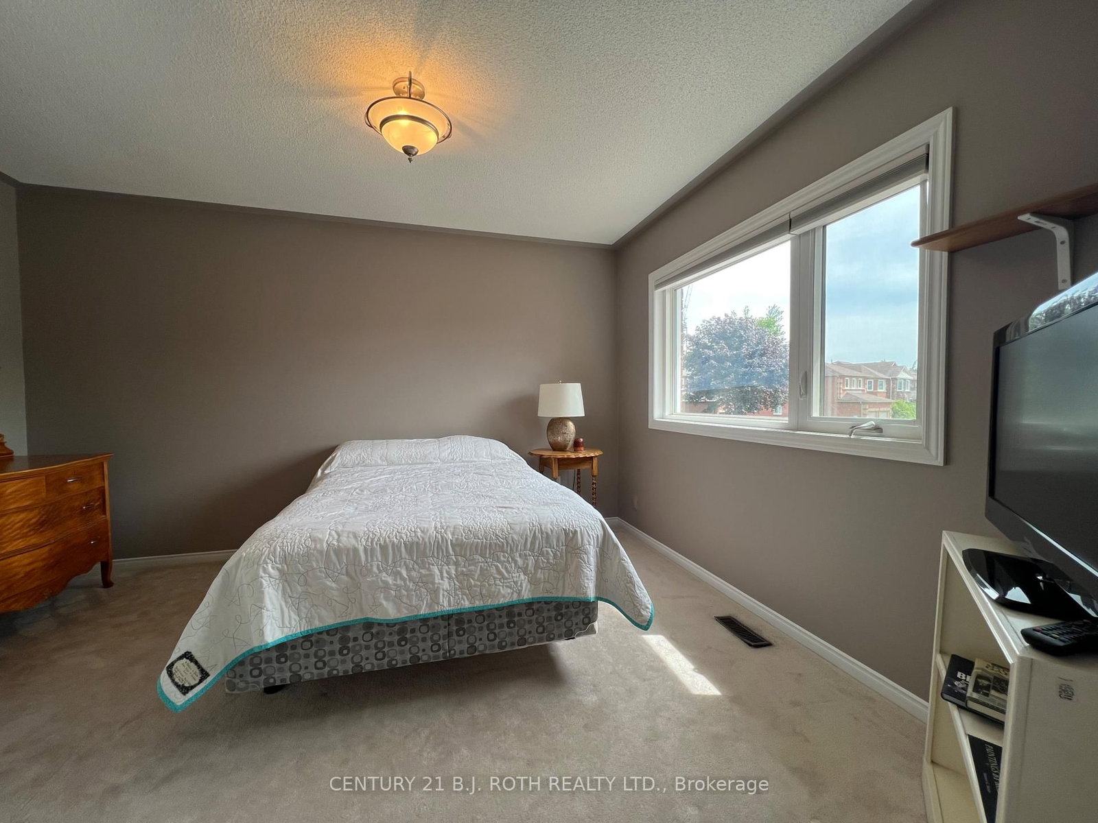 47 Looker Drive • Barrie, ON photo 39