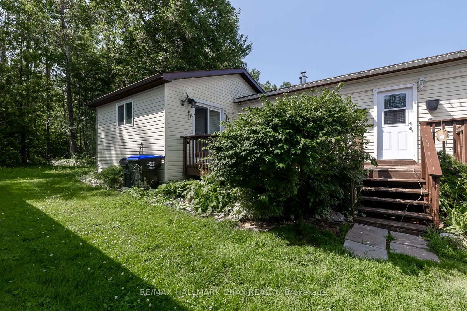1331 Hilltop Road • Severn, ON photo 3