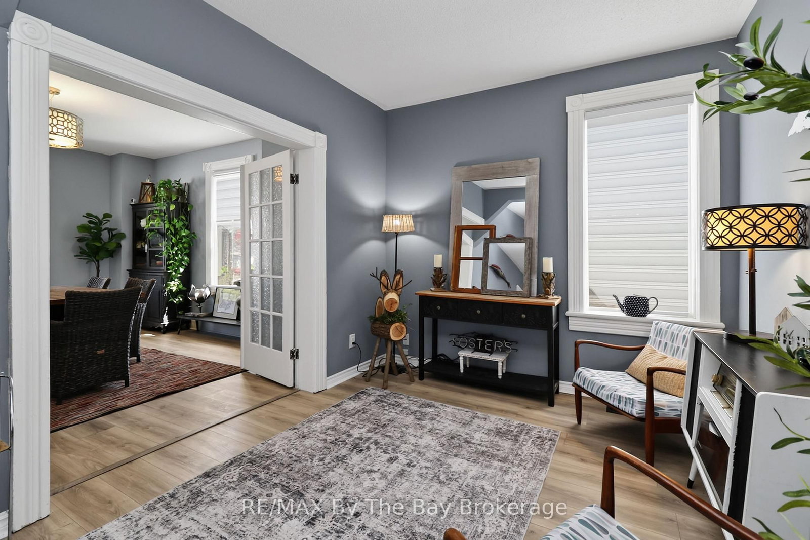 87 W Queen Street • Springwater, ON photo 15