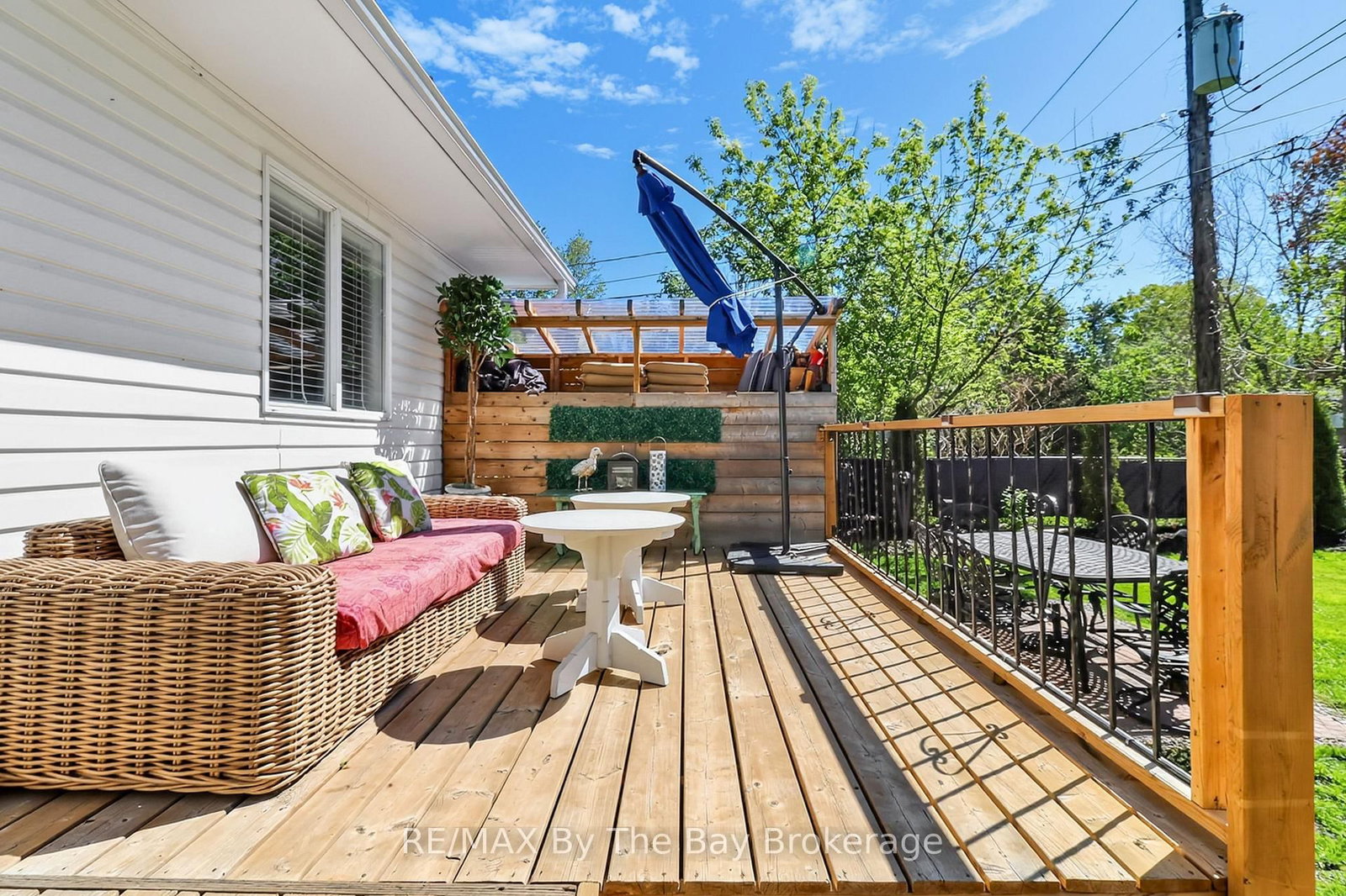 87 W Queen Street • Springwater, ON photo 42